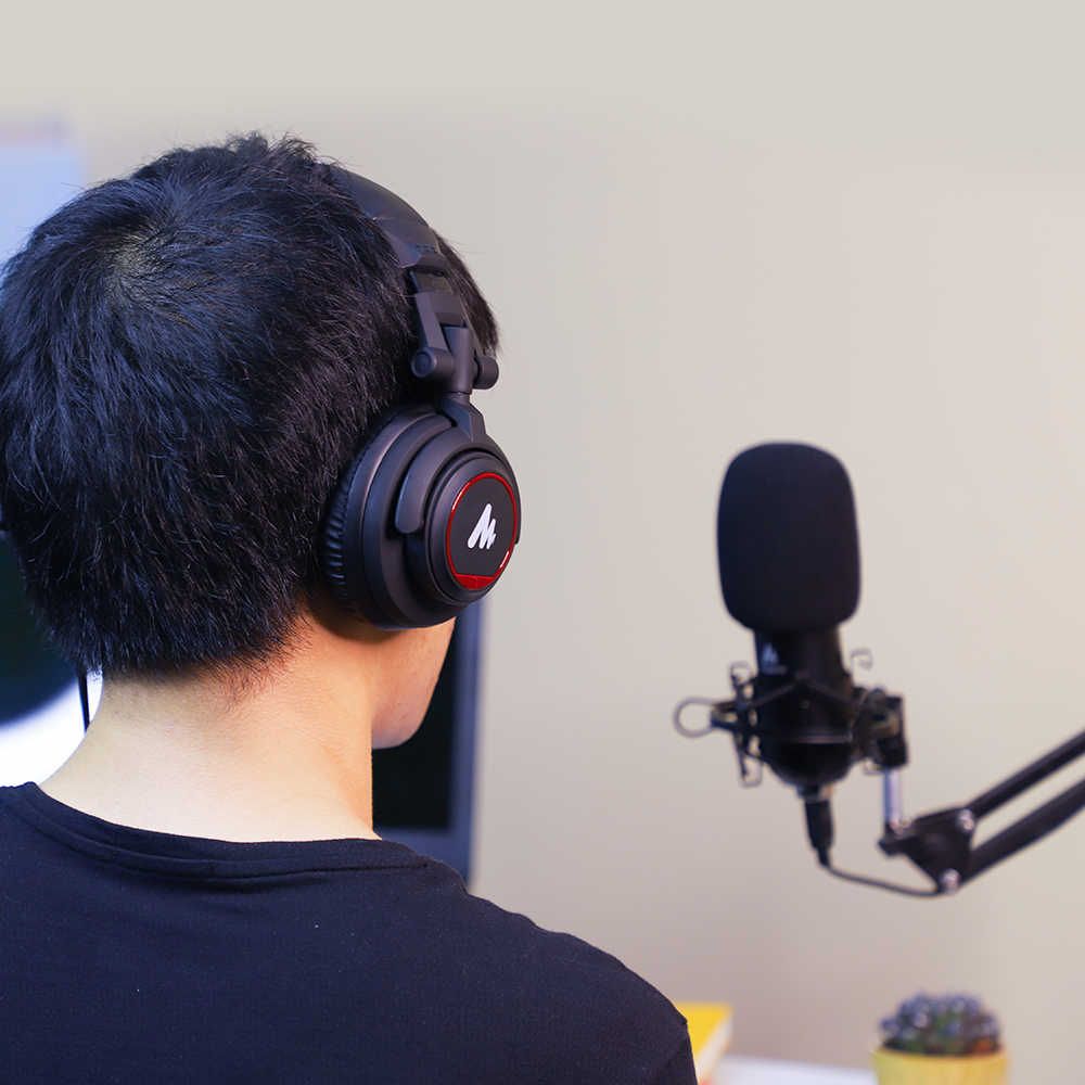 Maono AU-MH501 Professional Studio Monitor Headphone, Over Ear With 50mm Driver For Gaming, DJ, Studio, And Microphone Recording